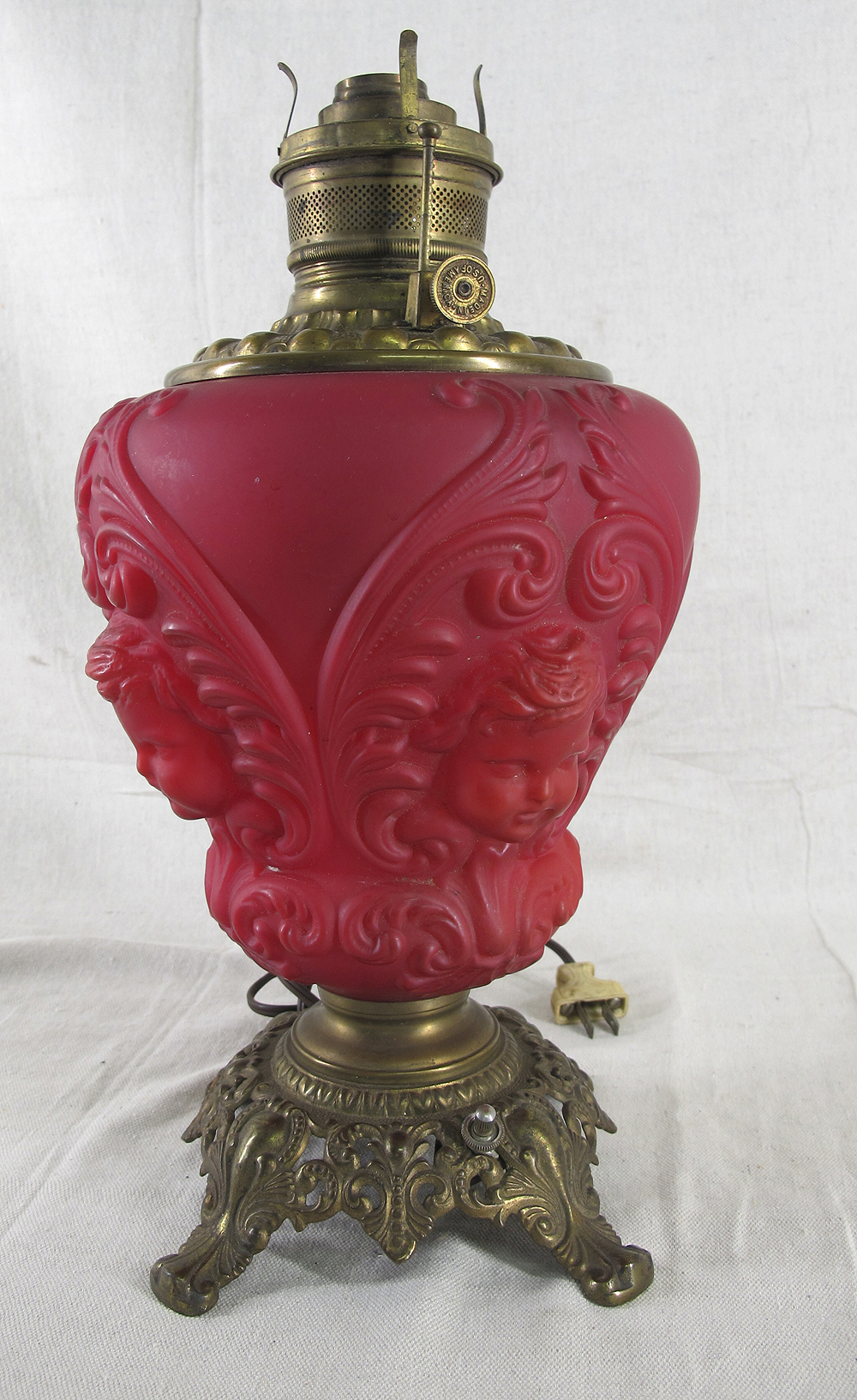 Antique Victorian Gone With The Wind GWTW Red Satin Glass Oil/Kerosene ...